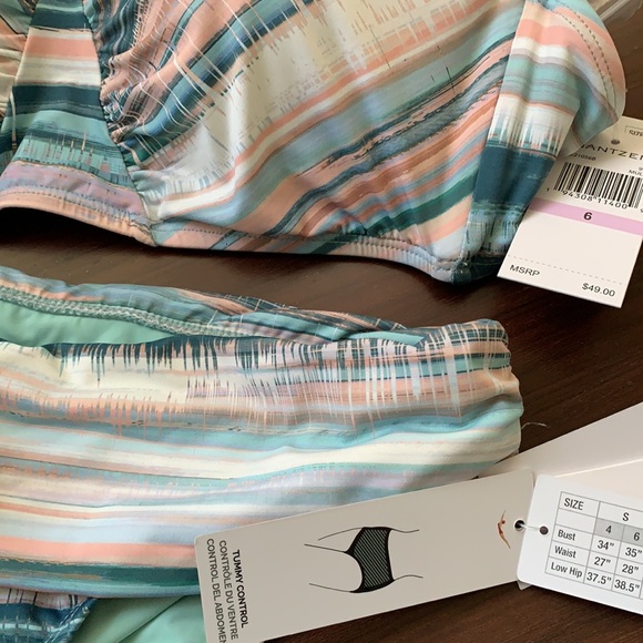 Jantzen swimming suit - Picture 5 of 8